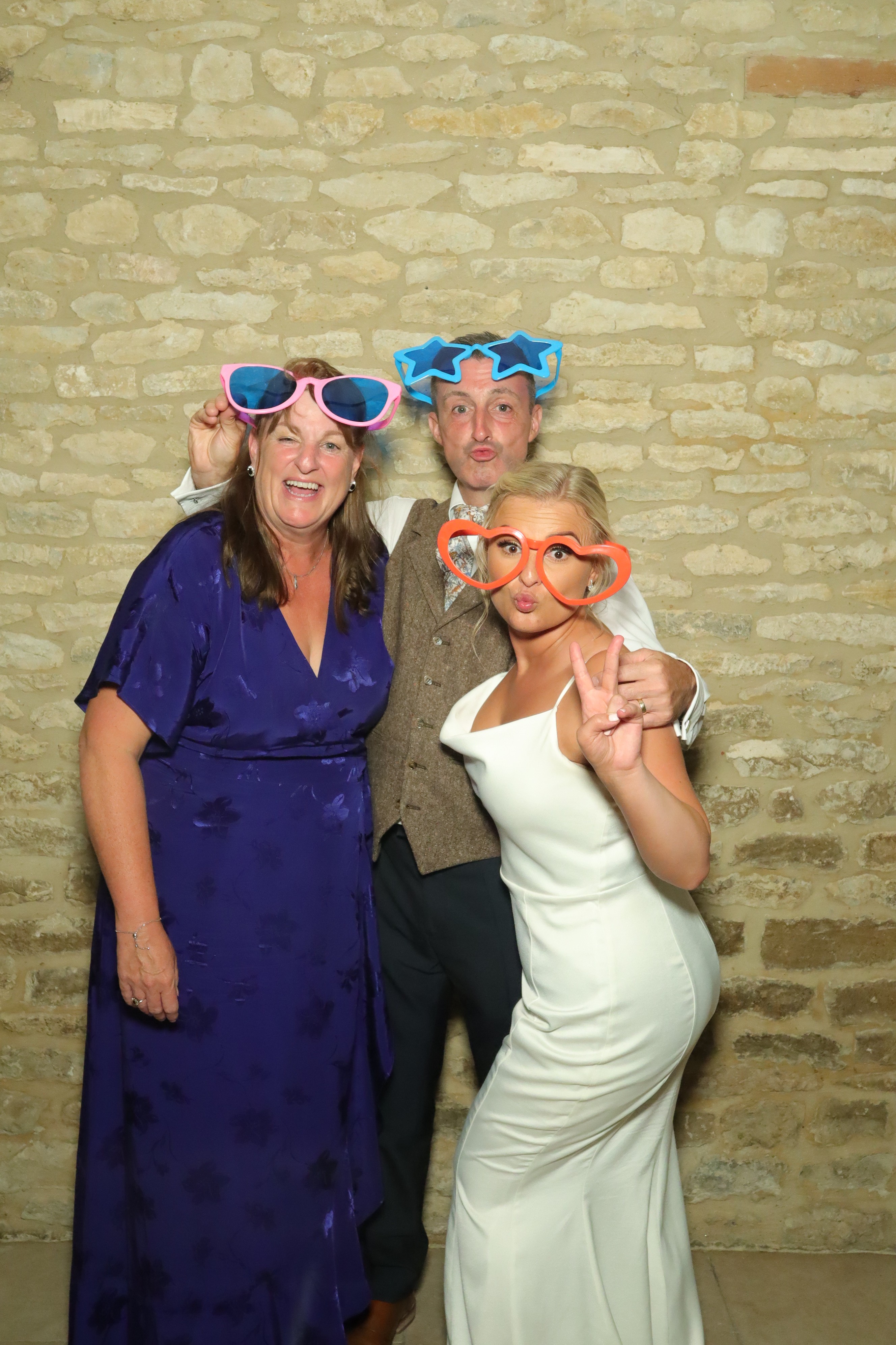 Natalie & Jack’s Wedding | View more photos from the event at gallery.myphotoboothexperience.co.uk/u/MyPhotoBoothExperienceLtd/Natalie-Jack’s-Wedding